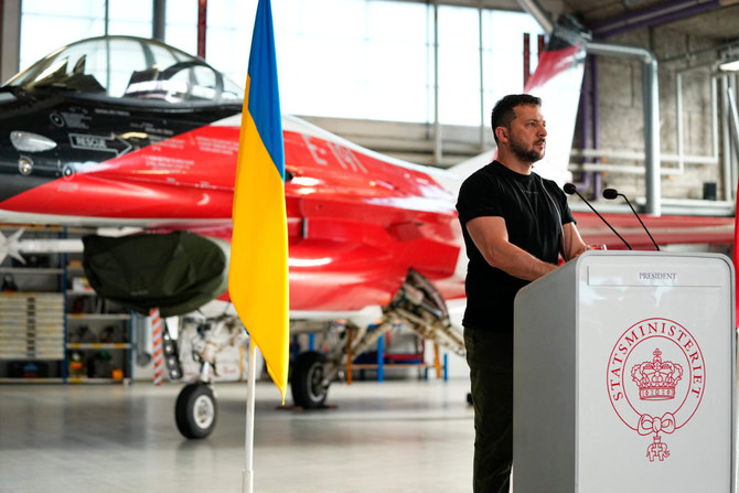 US will start training Ukrainian pilots on F-16s at air base in Arizona |  Arab News