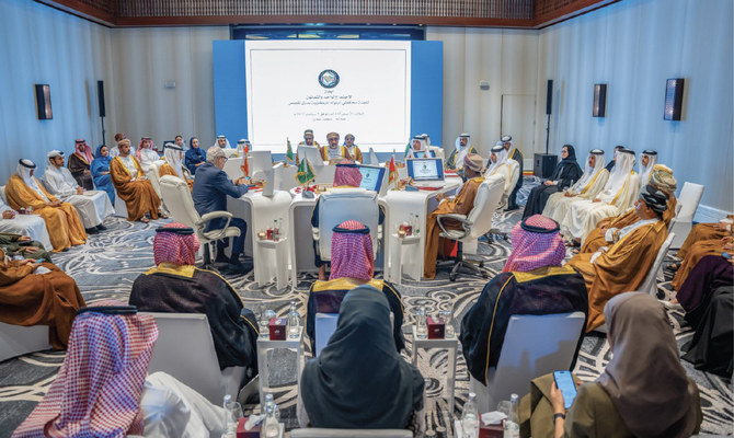 Central bank governors have big role in economic integration, says Gulf ...