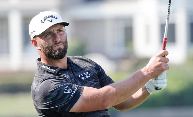 Jon Rahm blows past Brooks Koepka and dominates the field to win