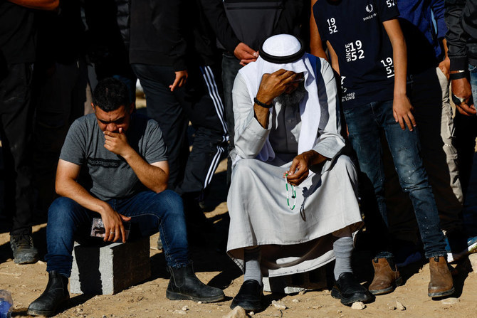 3 Hostages Mistakenly Killed By Israeli Troops Had Been Holding A White ...