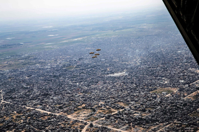 Germany calls for large scale aid access to Gaza as Scholz heads