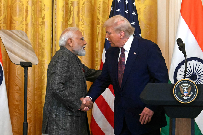 Trump offers top-end jets, trade deal to India in Modi bromance | Arab News