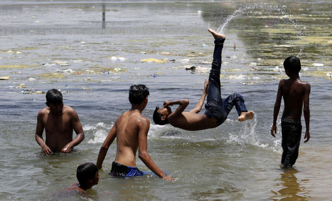 Soaring temperatures bring school closures in parts of India