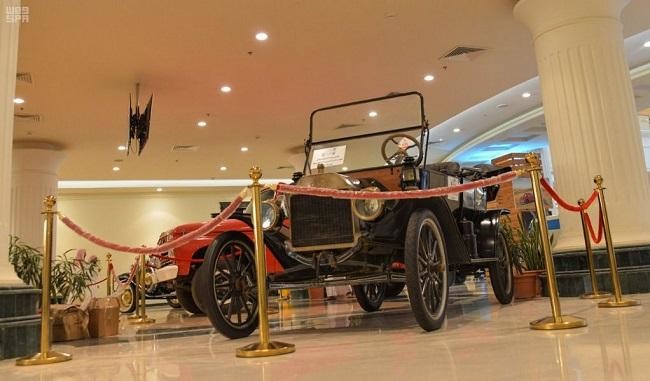 Saudi Arabia’s Qassim’s classic car festival wows visitors