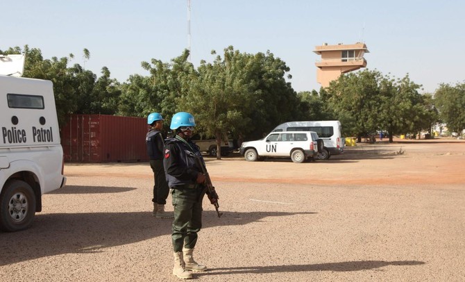 Suspected extremists kill over 30 Tuaregs in Mali: sources