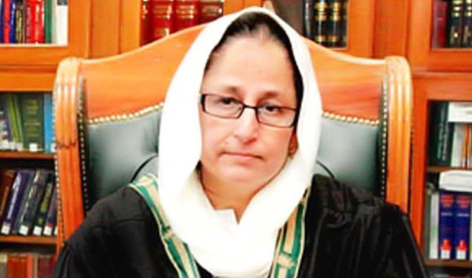 Who is the head of hot sale high court