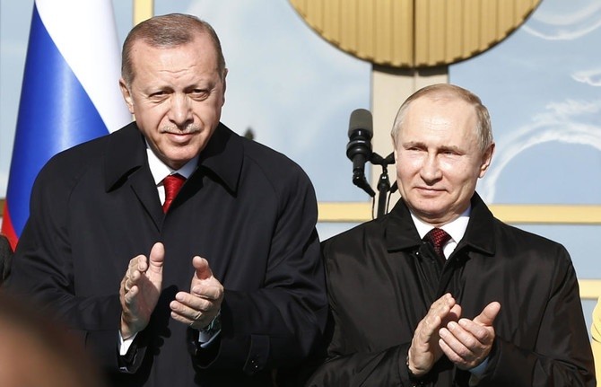 In familiar dance, Turkey warms to Russia as US ties unravel