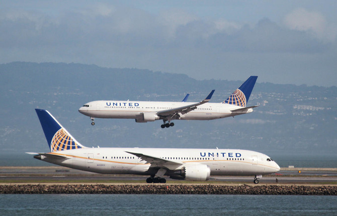 United Airlines low fuel mayday triggers Australia emergency landing