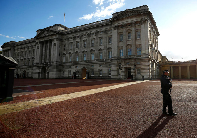 Queen Elizabeth To Vacate Her Buckingham Palace Rooms For