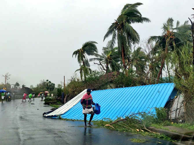 Cyclone 'Gaja' Makes Landfall In South India, Kills 11 People | Arab News