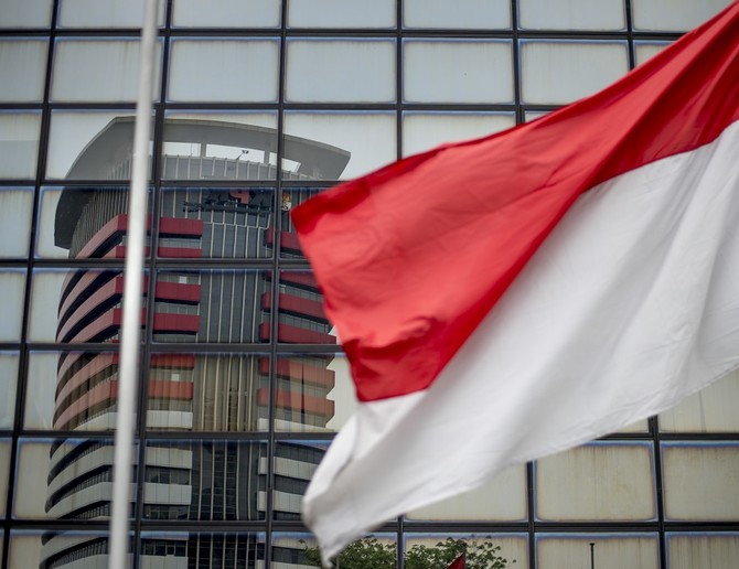 Conservative Indonesian Muslims hold big rally in Jakarta