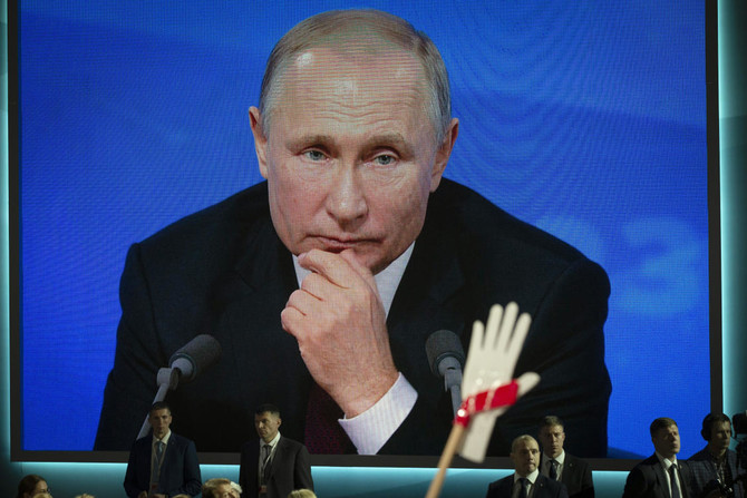 Kremlin does not rule out Putin attending Davos forum