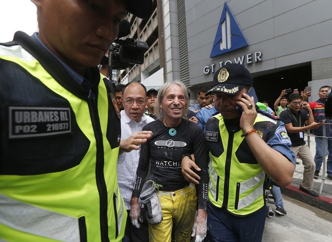 ‘French Spider-Man’ arrested after scaling Manila skyscraper