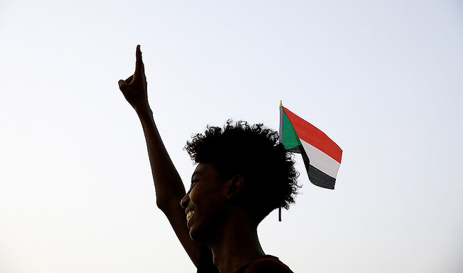 Sudan police fire tear gas as students protest near palace