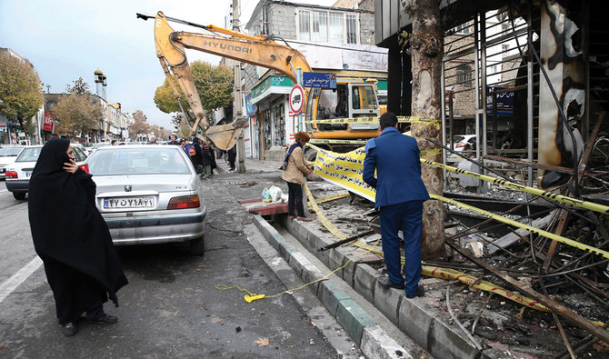 Revolutionary Guards threaten to punish protesters for Iran unrest