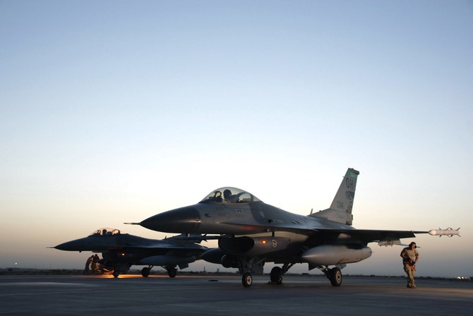 Mortars hit Iraq’s Balad air base