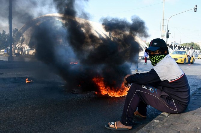 Iraqi officials say protester shot, killed in southern Iraq