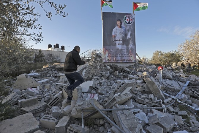 Israel demolishes homes of alleged Palestinian attackers