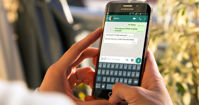 Tech experts laud WhatsApp forwarding limits