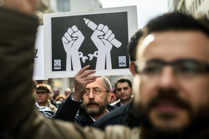 Broadcasting bans on critical Turkish outlets rise amid free press concerns