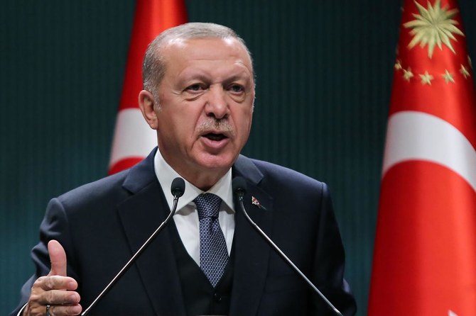 Turkey moves toward social media restrictions