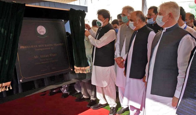 Pakistani PM inaugurates BRT rapid bus service in Peshawar 