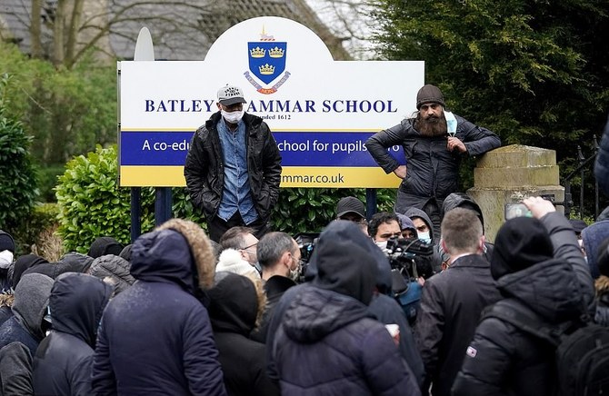 Mosque leaders ask UK school protesters to step back amid prophet cartoon row 