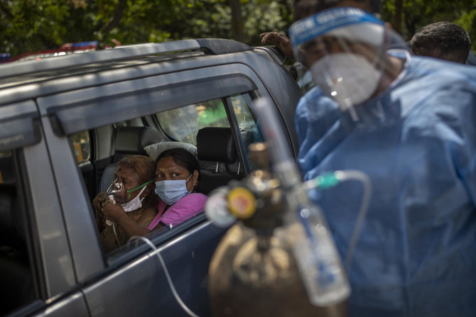 India’s coronavirus surge pressures Narendra Modi to impose strict lockdown