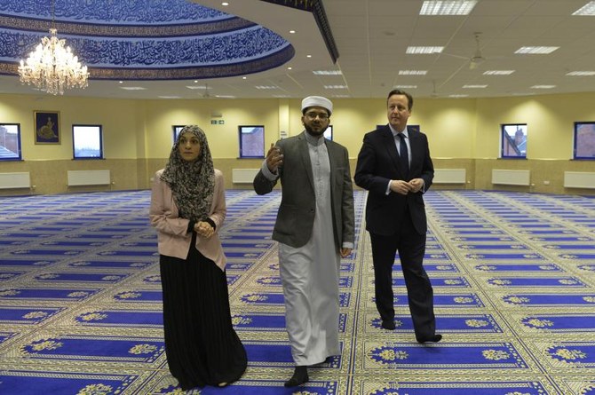 Leading British Imam urges caution during Eid celebrations