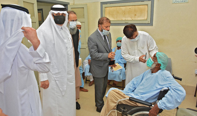 Saudi doctors arrive in Pakistan to help fight blindness, heart disease