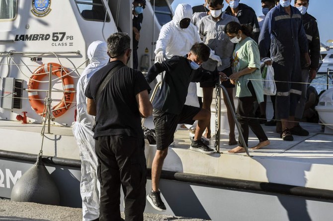 Greece And Turkey Search For Missing After Migrant Boat Sinks | Arab News