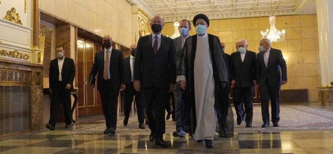 Iraqi, Iranian heads of state discuss bilateral relations | Arab News