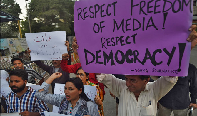 Following outcry, Pakistan releases top journalists detained on cybercrime charges