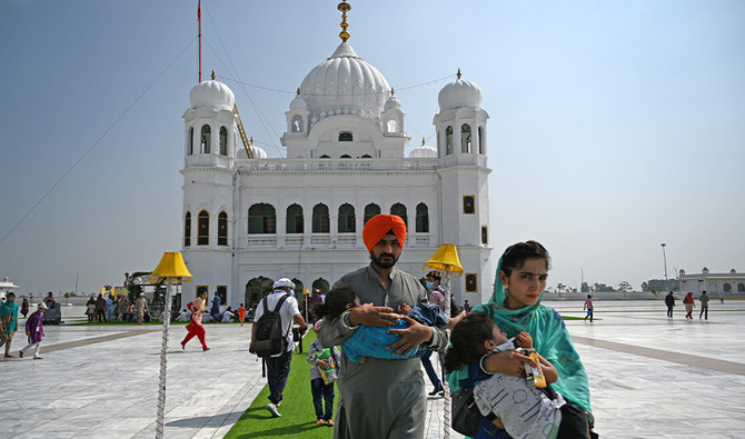 Pakistan Issues 3,000 Visas To Indian Sikh Pilgrims For Guru Nanak’s ...