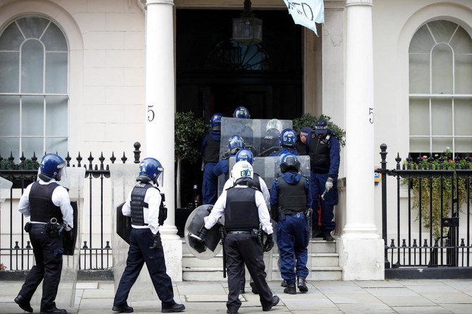 Police Seek To Oust Squatters From Russian Oligarch’s London Mansion ...