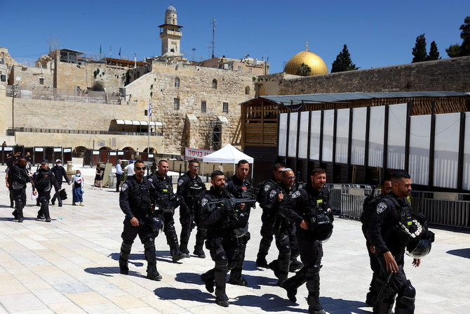 Clashes at Al-Aqsa draw regional, international condemnation