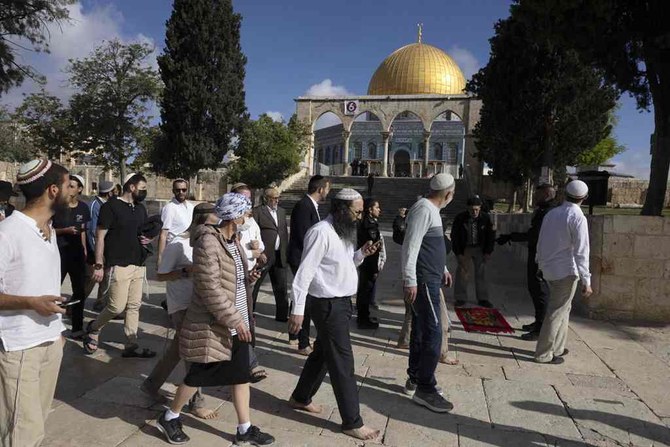 Israel bars Jewish groups from Al-Aqsa until Ramadan end in bid to halt violence