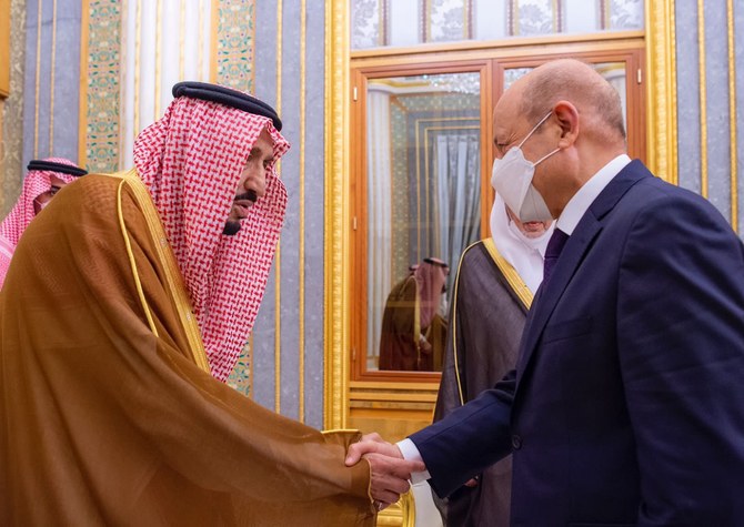 Yemeni council head meets King Salman, crown prince in Jeddah