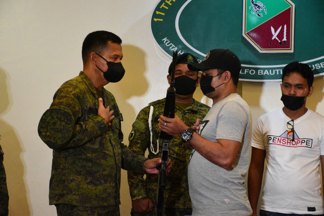 Philippine security forces detain Abu Sayyaf executioner of Canadian hostages