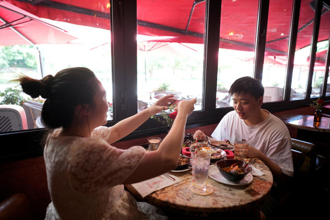 Widespread relief for Shanghai’s restaurant sector as dine-in resumes