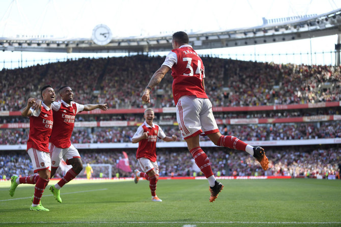 Gabriel Jesus scores 2 in Arsenal’s 4-2 win over Leicester