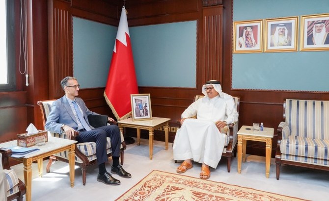 Bahrain’s Foreign Minister discusses cooperation with US ambassador