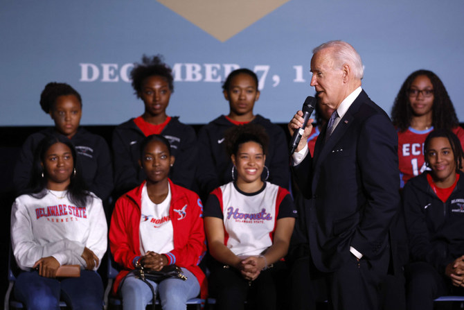 US Appeals Court Temporarily Blocks Biden’s Student Loan Forgiveness ...