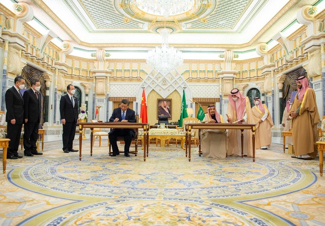 Saudi leaders, Chinese President Xi sign several deals in Riyadh