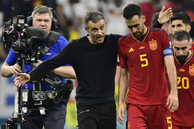 Spanish great Busquets announces international retirement