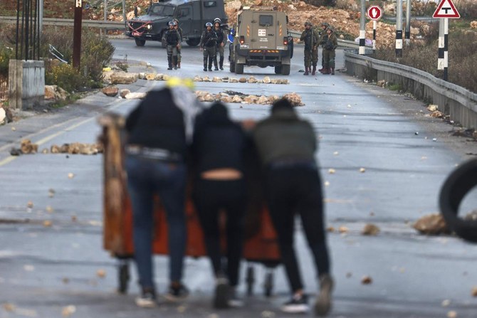 Palestinians say Israeli army kills man in West Bank clashes