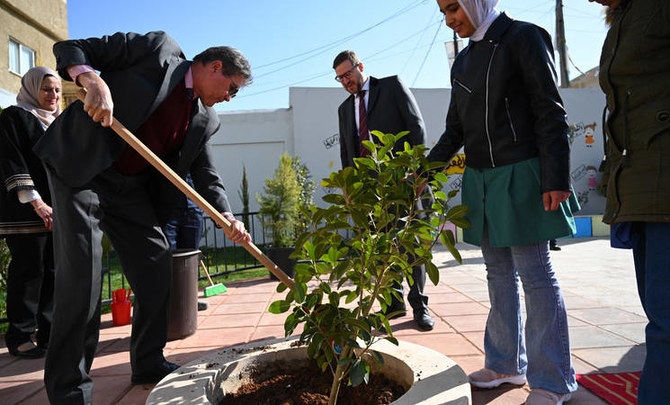 Germany funds playground at UNRWA-run girls’ school in Jordan