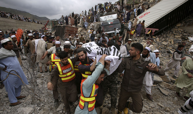 Afghanistan-Pakistan border crossing landslide toll rises to eight