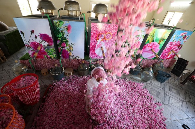 Third Taif Rose festival celebrates city’s heritage