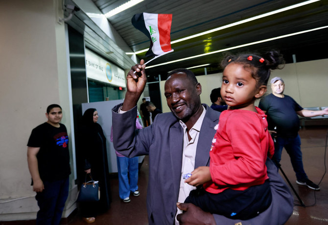 Exhausted Iraqis evacuated from Sudan back in Baghdad